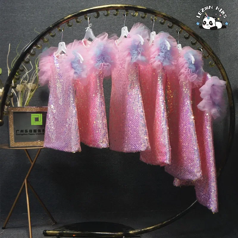 LEZONKIDS - Vestido rosa com lantejoulas e manga voadora de fio de rede para crianças, traje de performance, apresentador de desfile de moda, vestido de festa de aniversário para meninas
